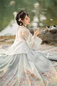 找到八个亲哥哥后，京圈无人敢惹她(叶小汐叶以辰)精彩小说欣赏_（叶小汐叶以辰）找到八个亲哥哥后，京圈无人敢惹她全本免费在线阅读