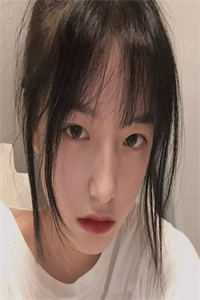 脆皮大学生，上厕所都能骨折何冰冰吴膑无弹窗免费阅读_推荐完结小说脆皮大学生，上厕所都能骨折(何冰冰吴膑)