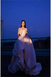 先嫁后爱，替了白月光的婚