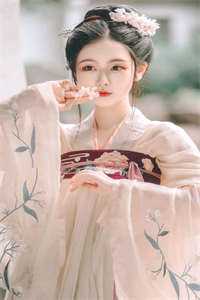 夭寿:小棉袄咋漏风呢