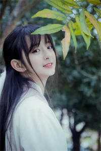 穿越:冷面王爷粘人精