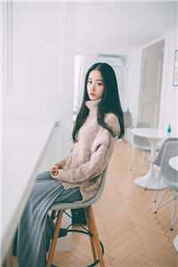 没钱被甩后,千亿总裁诱哄我闪婚