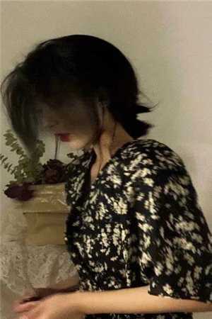 神豪：跟妻子贴贴就能获利百亿
