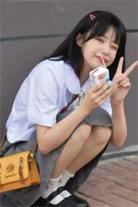 快穿之满级大女主沉迷养崽