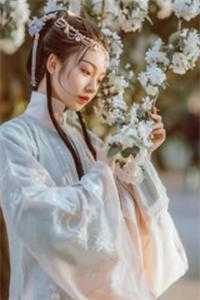 成为恶龙后，我的系统有亿点多