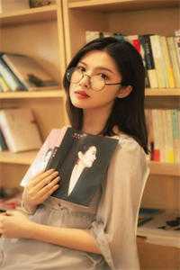假太监：从攻略女帝开始崛起