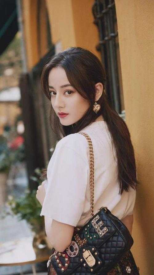 最新小说全集娱乐：让你退圈，你成军队代言人(杨蜜陆离)全章节阅读_(全集娱乐：让你退圈，你成军队代言人)最新章节在线阅读